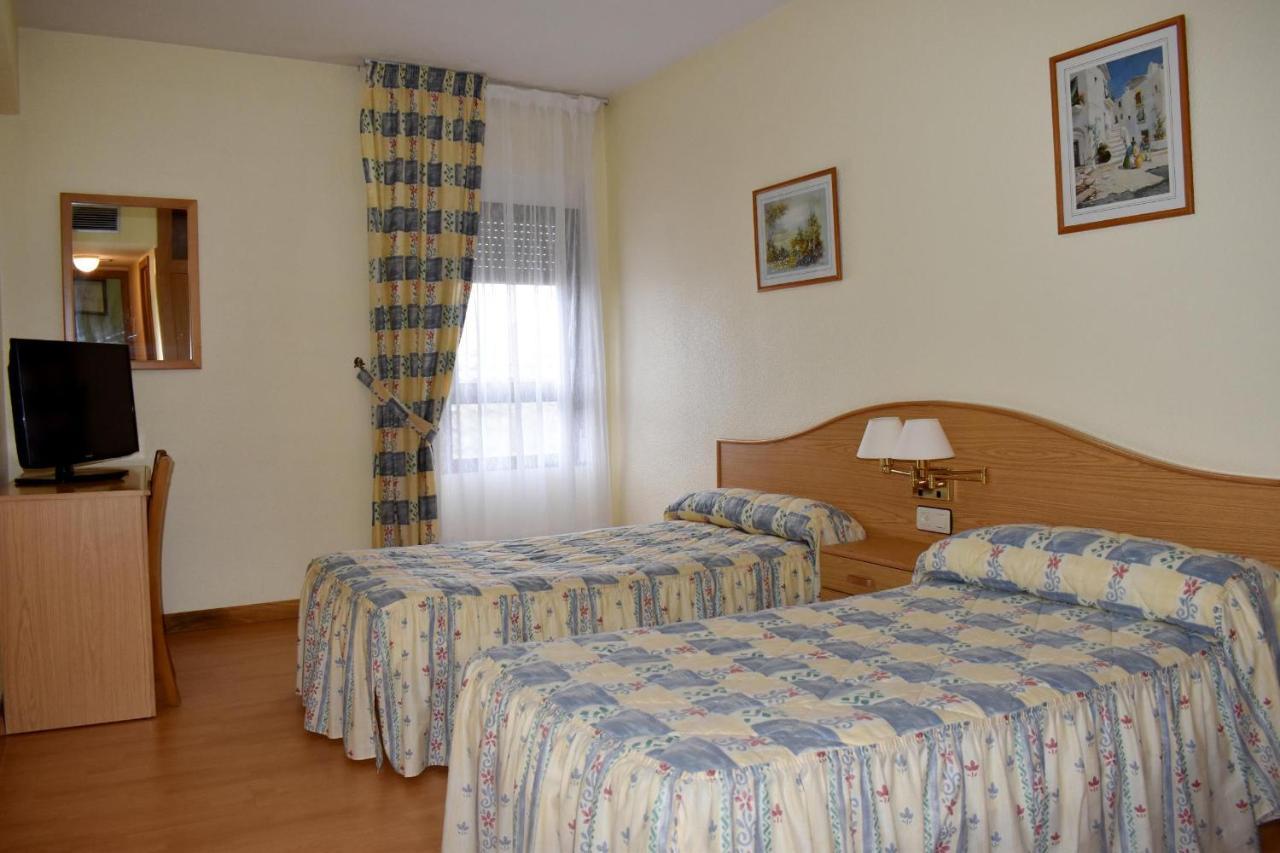 Hotel Ria De Vigo "Tierra De Campos" Becilla de Valderaduey 外观 照片